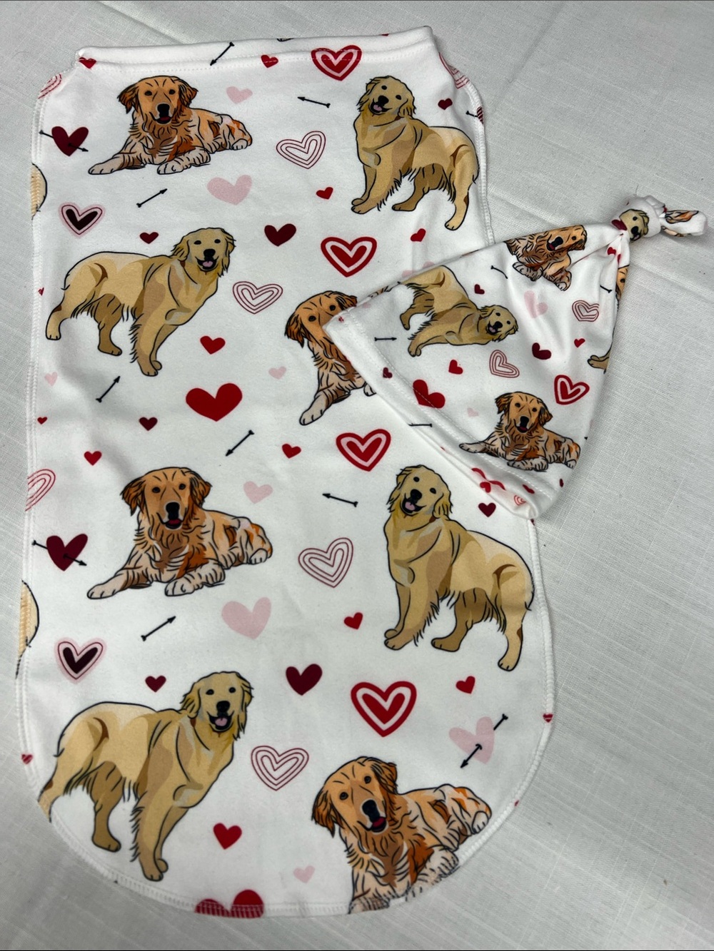 Golden Retriever Print Pet Swaddle and Hat - White with Red & Pink Hearts